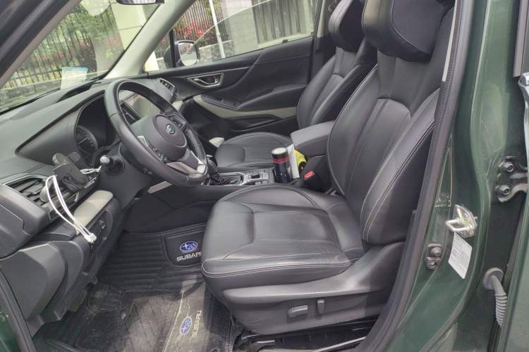 Used Subaru Forester 2022 2.0i AWD Luxury Edition Left Front Seat