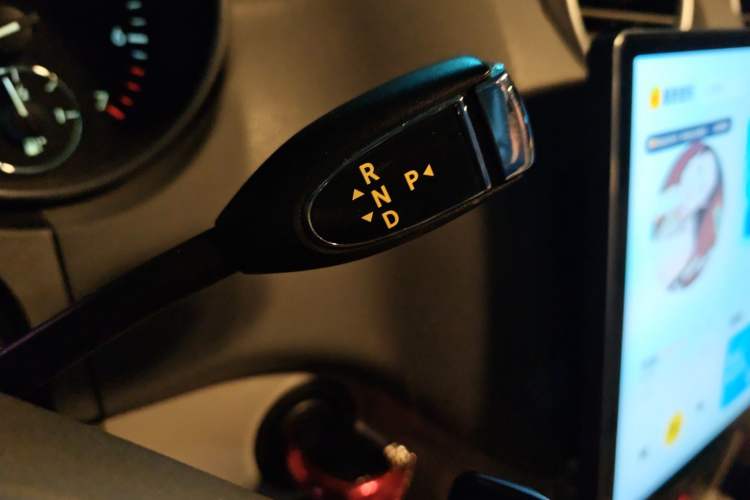 Used Mercedes-Benz M-Class 2010 ML 300 4MATIC