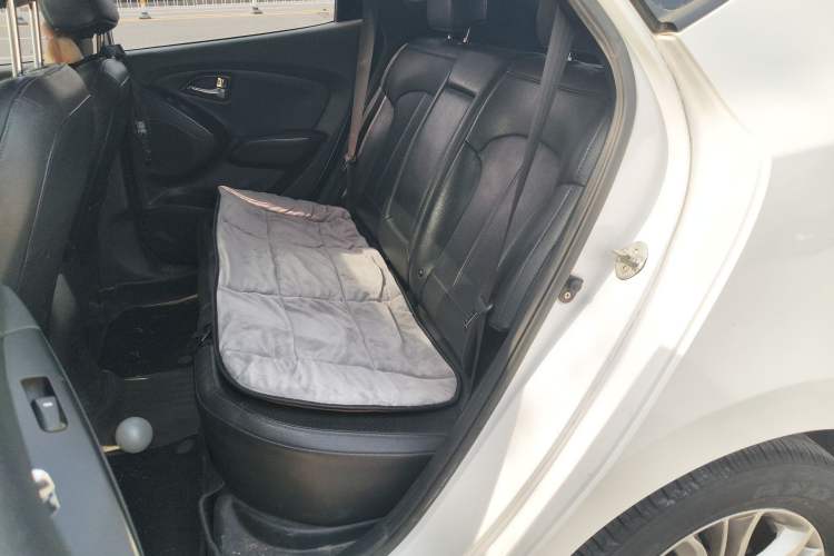 Used Hyundai ix35 2015 2.0L Automatic 2WD Smart Type China IV Left Rear Seat