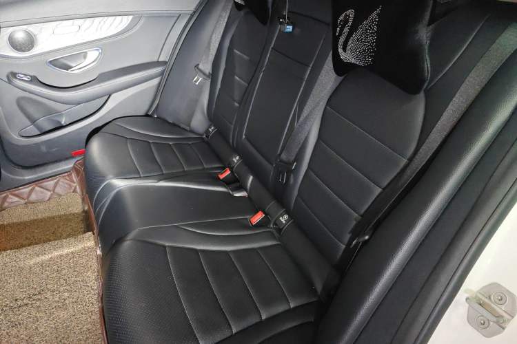 Used Mercedes-Benz C-Class 2015 C 180 L Sport Edition Left Rear Seat