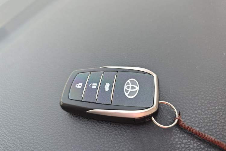 Used Toyota Corolla 2017 Revised Version 1.2T S-CVT GL-i Leather Edition