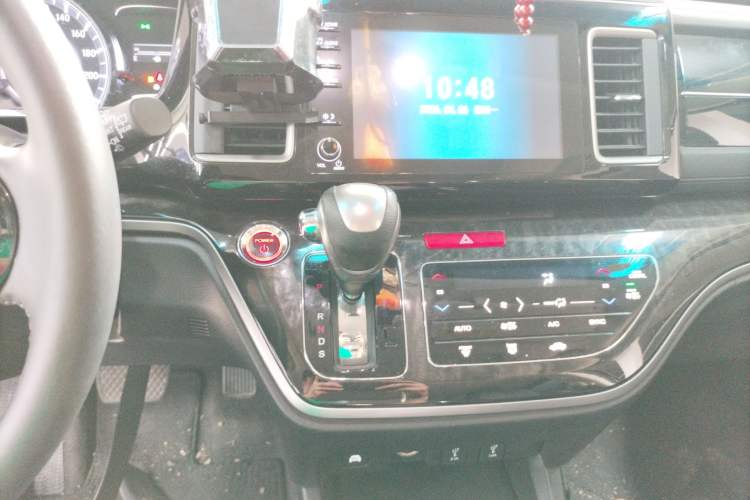 Used Honda Elysion 2019 2.0L Hybrid Luxury Edition