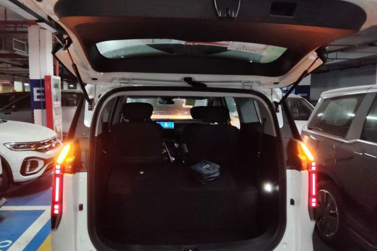 Used SAIC MAXUS Dajia 7 2024 Revised Version Super Hybrid Long-Range Edition Enjoyment Version
