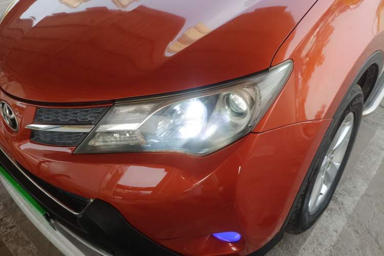 Used Toyota RAV4 2013 2.0L CVT Two-Wheel Drive Urban Edition
