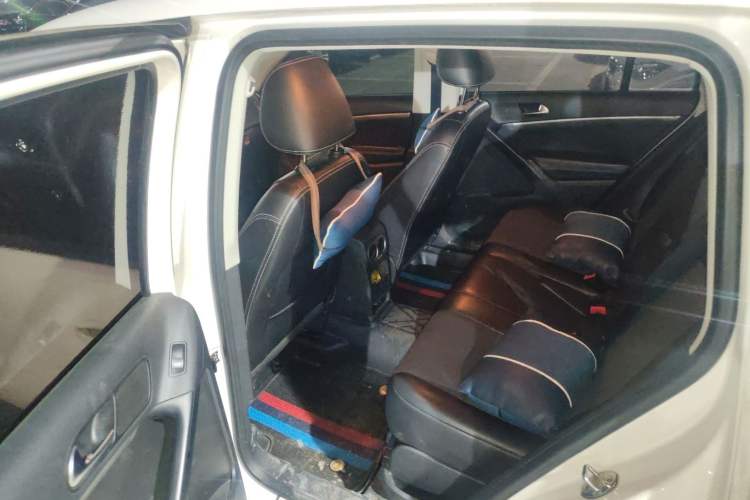 Used Volkswagen Tiguan 2016 300TSI Automatic All-Wheel Drive Fashion Vision Edition Left Rear Seat