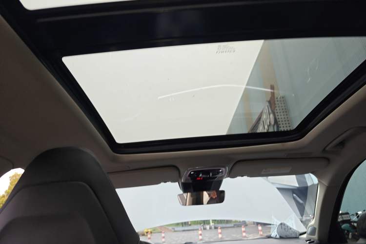 Used Lynk & Co 01 2021 2.0TD Two-Wheel-Drive Pro Trim Headliner