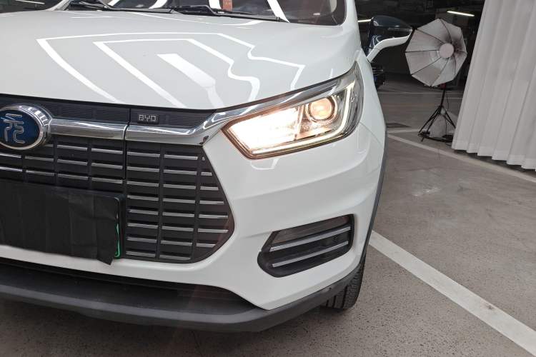 Used BYD Yuan New Energy 2019 EV360 Smart Connect Leading Model Left Front Headlight