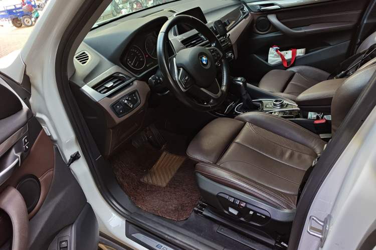 Used BMW X1 New Energy 2018 xDrive25Le Luxury Model Driver Seat