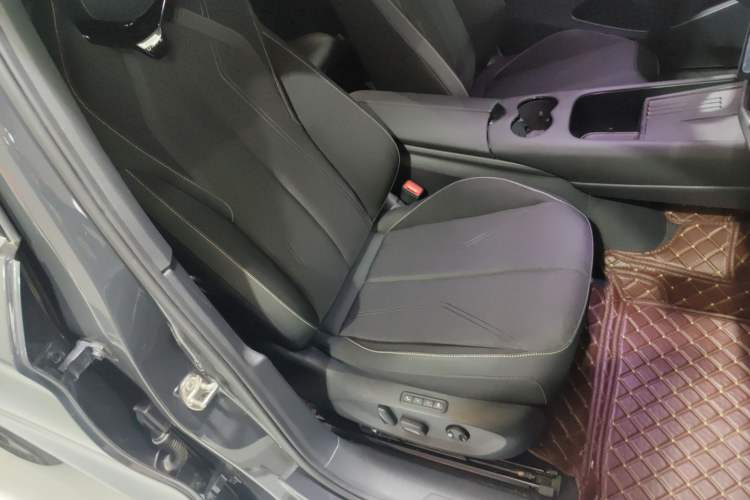 Used Volkswagen ID.UNYX 2024 Revised Pro Long-Range Version
