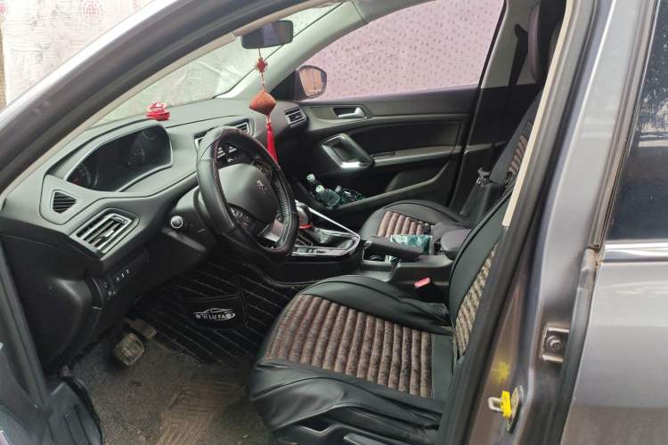 Used Peugeot 308 2016 1.6L Automatic Luxury Edition Left Front Seat