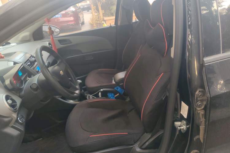 Used Chevrolet Aveo Sonic 2011 Sedan 1.4L MT SL