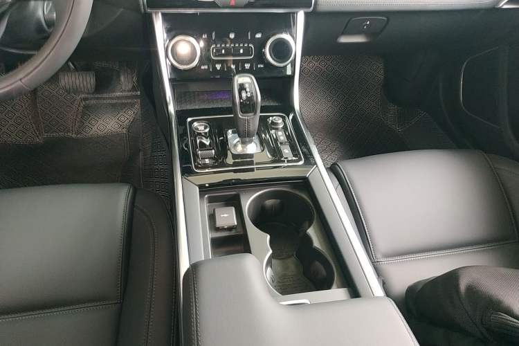 Used Jaguar XEL 2021 2.0T 250 PS S Progressive Elegance Edition
