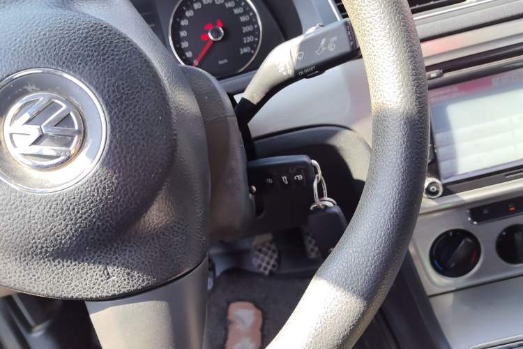 Used Volkswagen Lavida 2013 Revised Classic 1.6L Manual Fashion Edition Vehicle Key