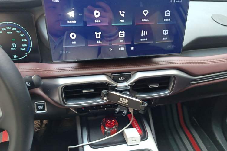 Used Geely Auto Haoyue 2022 1.8TD DCT Luxury 7-Seater
