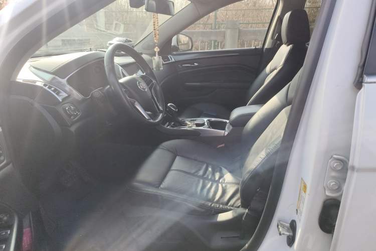 Used Cadillac SRX 2015 3.0L Comfort Version