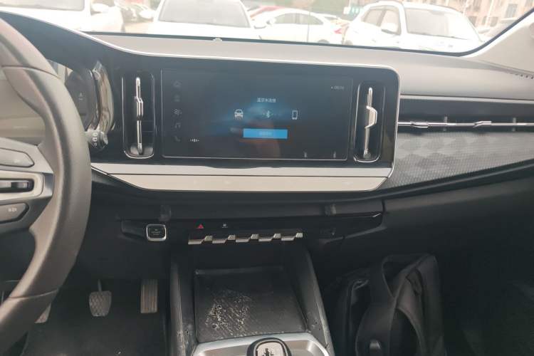 Used Baojun RM-5 2019 1.5T Manual Elite Version with 24-Hour Online Service 6 Seats
