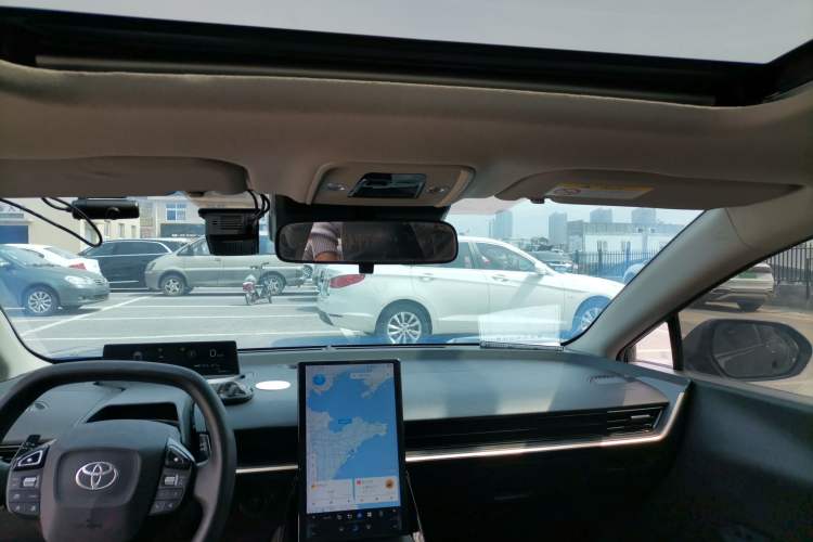 Used Toyota bZ3 2023 517 km Elite PRO Headliner