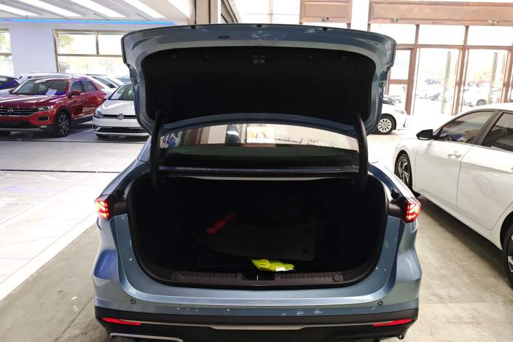 Used Geely Galaxy L6 2025 EM-i 140km Starship Edition
