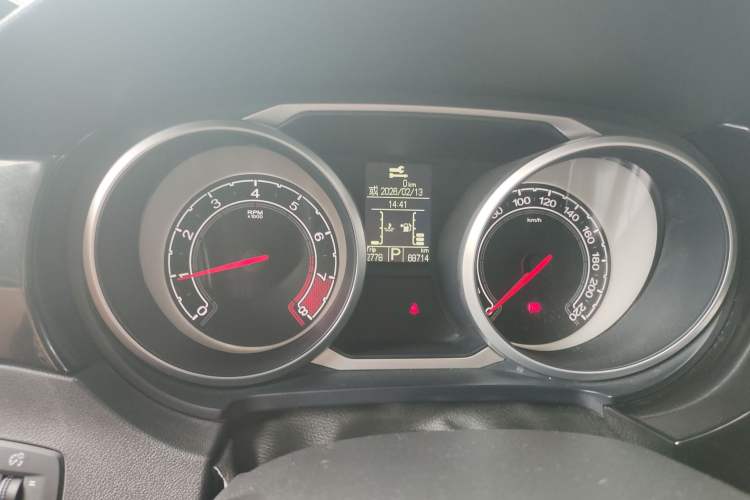 Used MG GS 2016 1.5TGI TST Luxury Edition Instrument Cluster