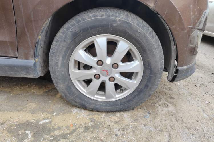 Used Wuling Hongguang 2014 1.5L S Comfort Model
