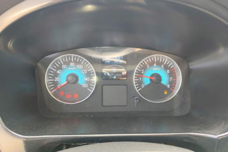 Used Jinbei Gold Hiace M Classic 2024 1.5L Engineering Lion Passenger Vehicle 6 Seats Instrument Cluster