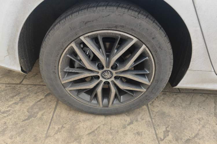 Used BYD Qin PLUS 2021 EV 400KM Luxury Model
