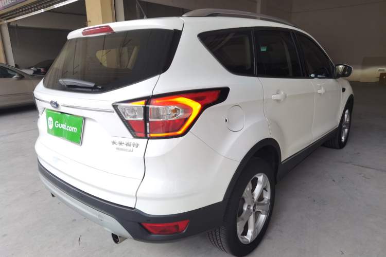 Used Ford Kuga 2018 Facelifted EcoBoost 180 Two-Wheel Drive Luxury Wing Edition
