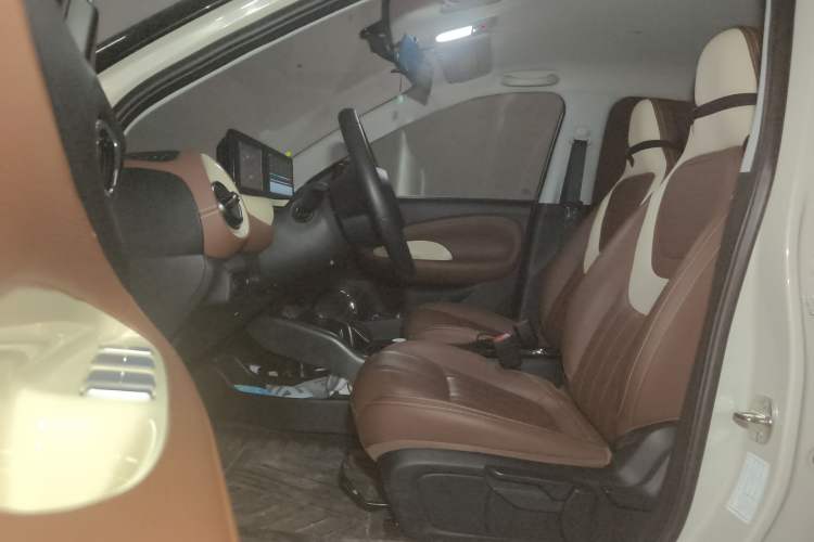 Used Wuling Bingo 2024 333 km Enjoyment Version Left Front Seat