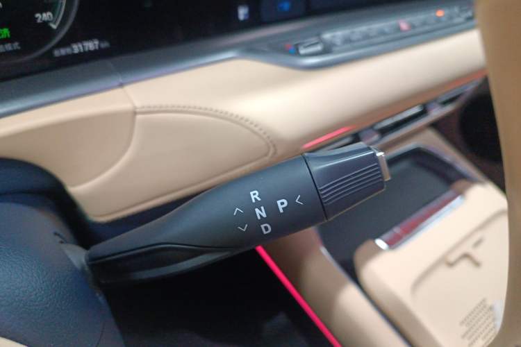 Used VOYAH FREE 2024 Ultra-Long Range Intelligent Driving Version
