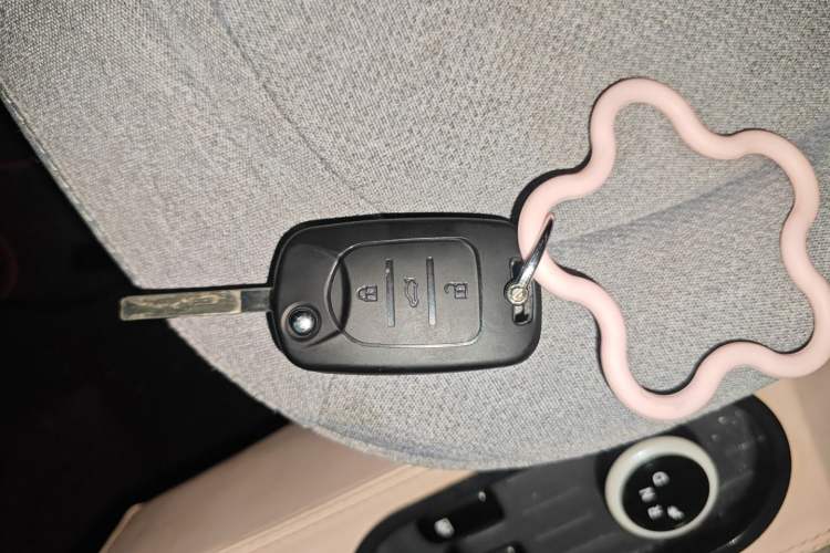 Used Wuling Hongguang MINIEV 2021 Macaron Premium Model – Lithium Iron Phosphate Interior 1