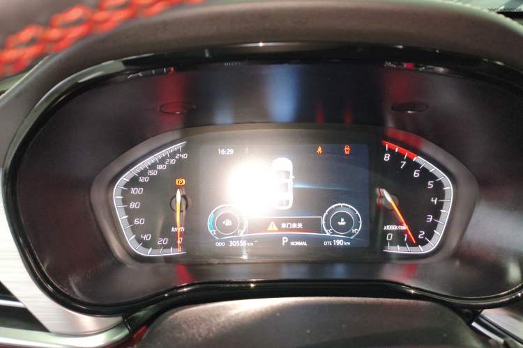 Used CHANGAN CS85 COUPE 2019 1.5T DCT Dynamic Version China VI Standard Instrument Cluster