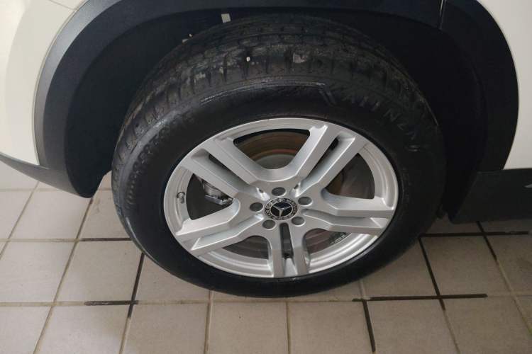 Used Mercedes-Benz GLA 2023 Facelifted GLA 200 Exterior 2