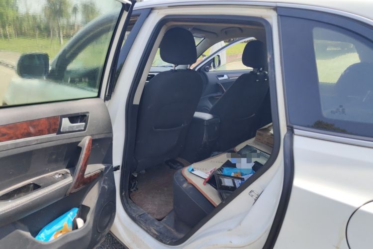 Used Zotye T600 2016 1.5T Manual Elite Edition Left Rear Seat