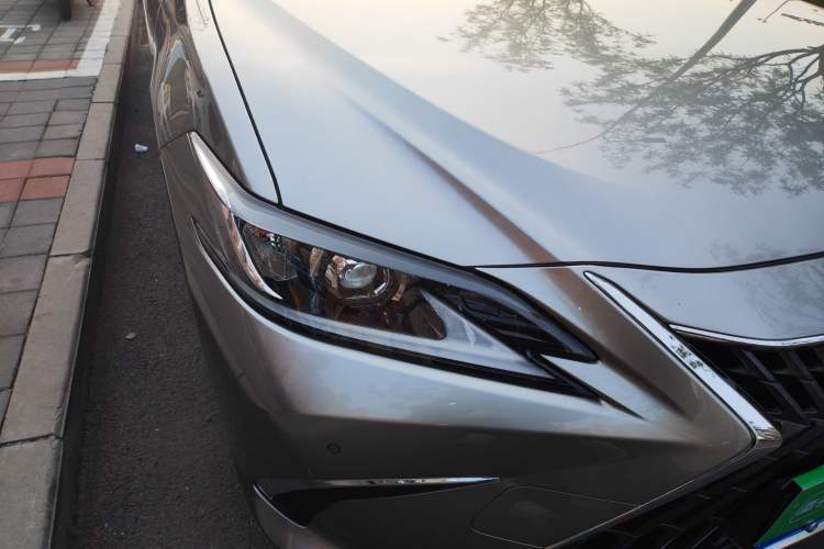 Used Lexus ES 2023 200 Excellence Edition