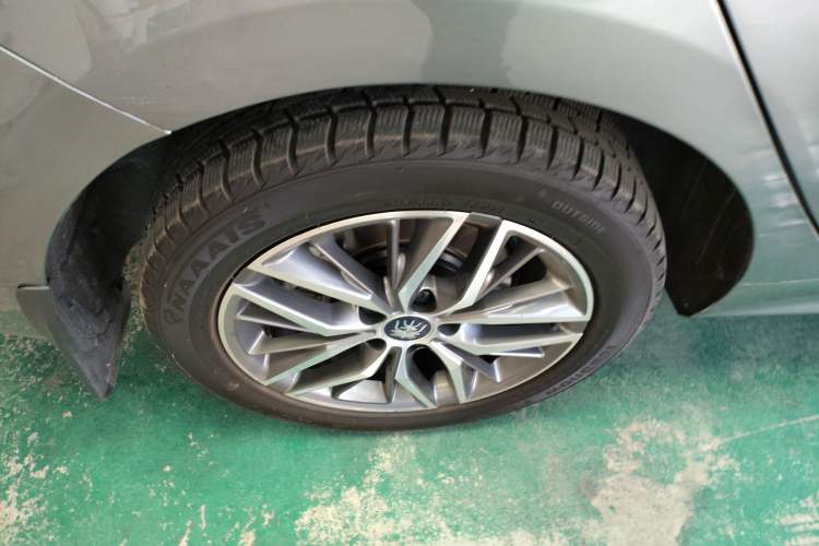 Used BYD Qin PLUS 2023 Champion Edition DM-i 120KM Leading Model
