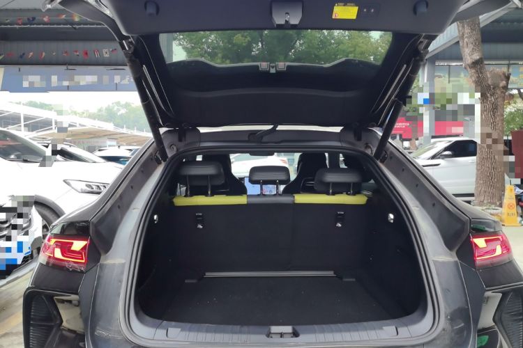 Used BYD Song L EV 2025 Intelligent Driving Version 602 km Range LiDAR-equipped All-Wheel-Drive Type
