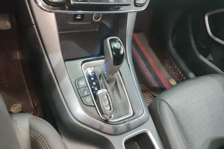 Used Hyundai ix35 2019 2.0L Automatic 2WD Zhiyong·Changxiang Edition China VI Standard Gear Lever