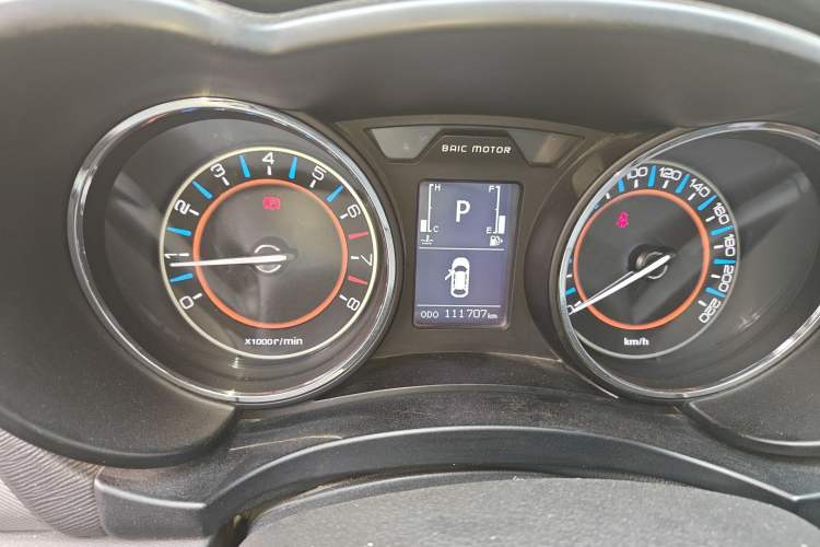 Used BAIC Senova X55 2016 1.5T CVT Luxury Edition Odometer Close Up