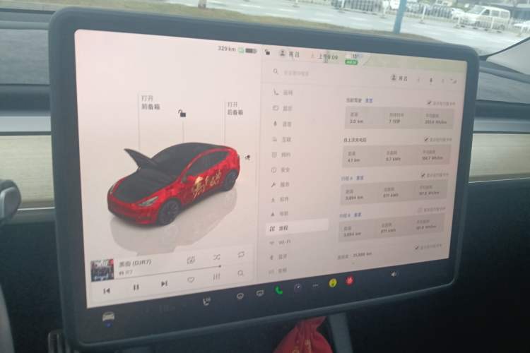 Used Tesla Model Y 2022 Long-Range All-Wheel-Drive Version