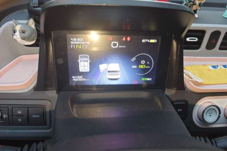 Used Wuling Hongguang MINIEV 2022 Macaron Fashion Model Lithium Iron Phosphate
