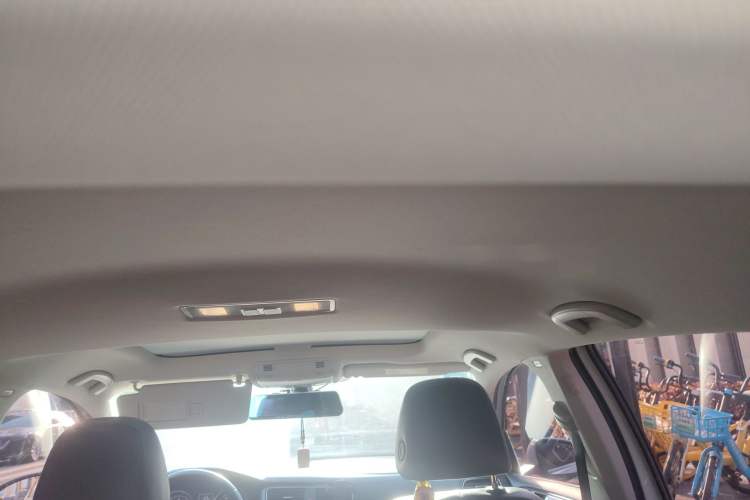 Used Volkswagen Golf 2018 230TSI Automatic Luxury Version Headliner