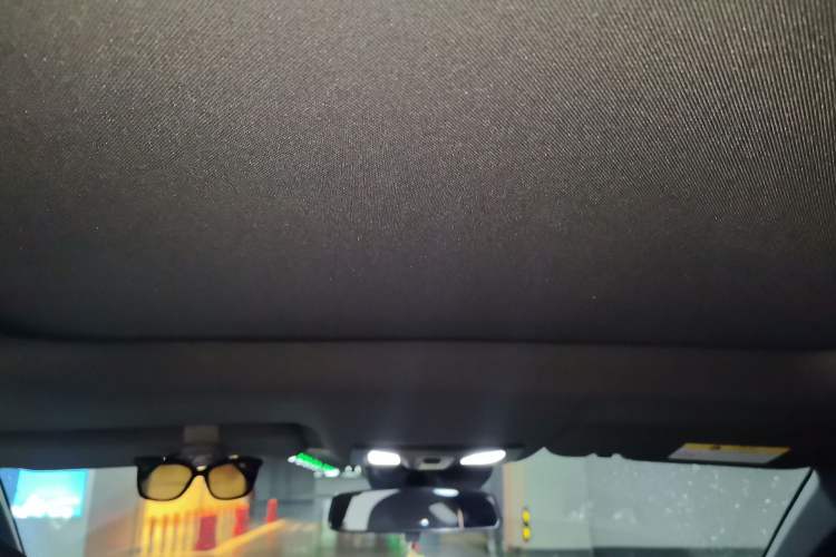 Used CHANGAN UNI-V 2022 1.5T Prestige Version
