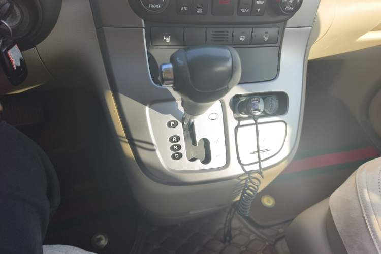 Used Kia VQ 2011 2.7 Luxury Edition