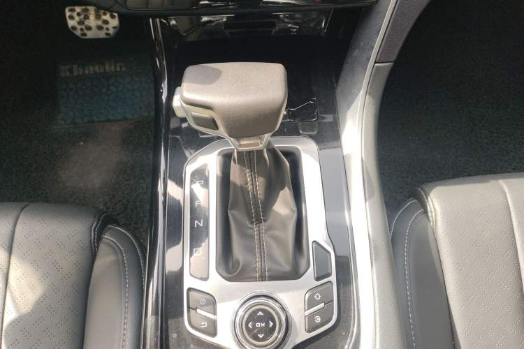 Used TRAUM SEEK 5 2018 1.5T Automatic Lingzhi Edition Gear Lever