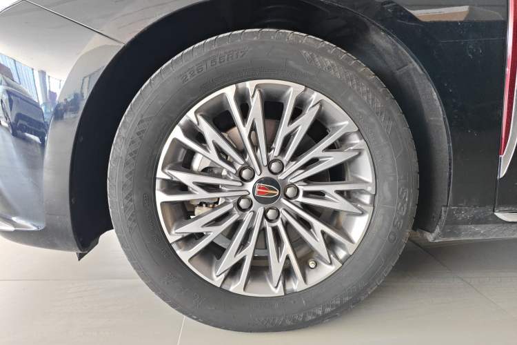 Used Hongqi H5 2024 1.5T DCT Smart Connect Flagship Edition Left Front Wheel Hub