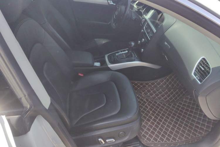 Used Audi A5 2016 Restyled Sportback 45 TFSI Comfort Version Left Front Seat