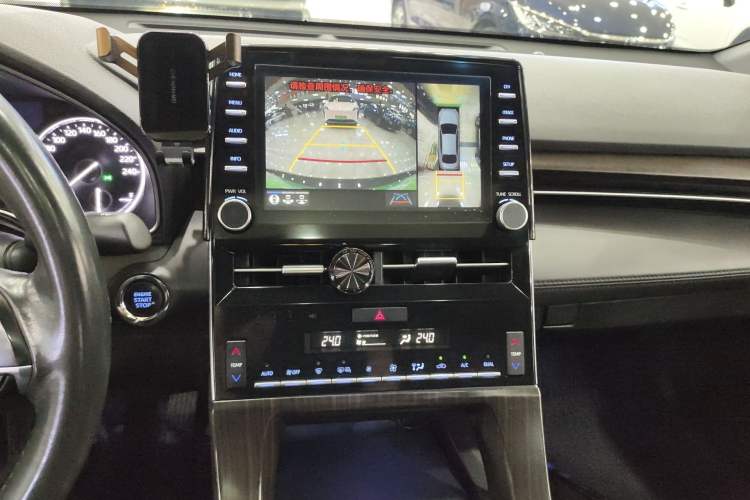 Used Toyota Avalon 2019 2.0L XLE Premium Edition China VI
