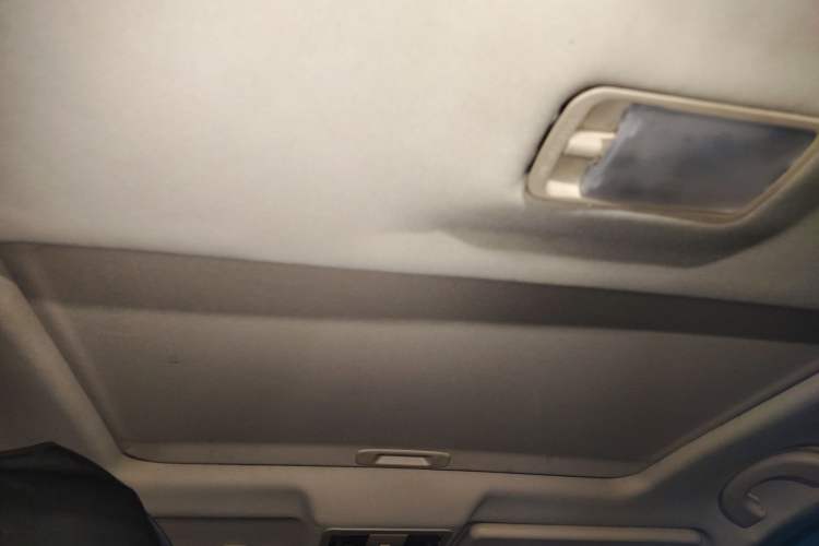 Used Dongfeng Aeolus AX7 2015 2.0L Manual Zhiyi Trim