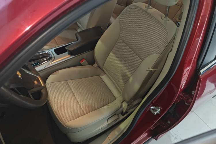 Used Chevrolet Malibu 2014 2.0L Automatic Comfort Edition