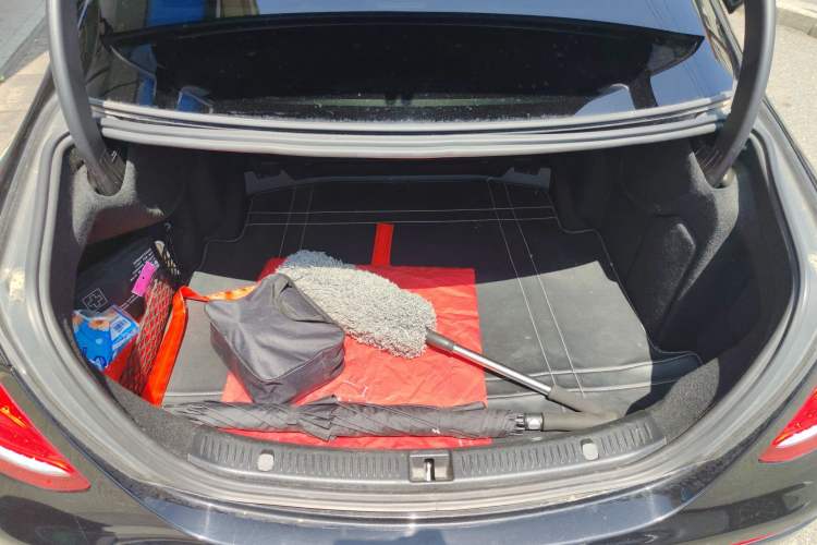 Used Mercedes-Benz E-Class 2018 Facelift E 200 L
